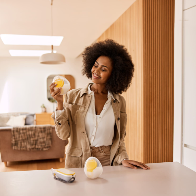 Extractor de Leche Eléctrico Doble Manos Libres - Medela Freestyle Hands Free