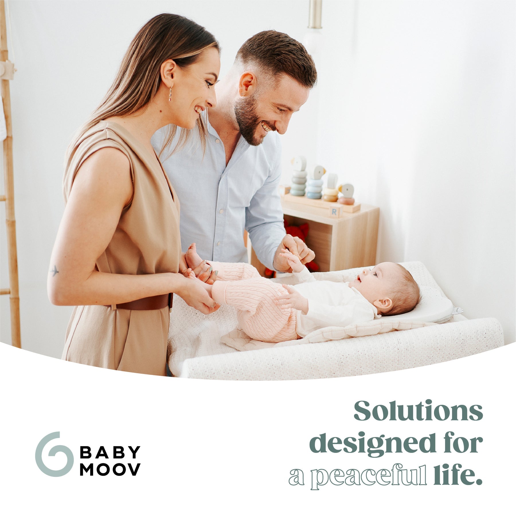Lovenest: Protector de cabeza ergonómico color Blanco - Babymoov