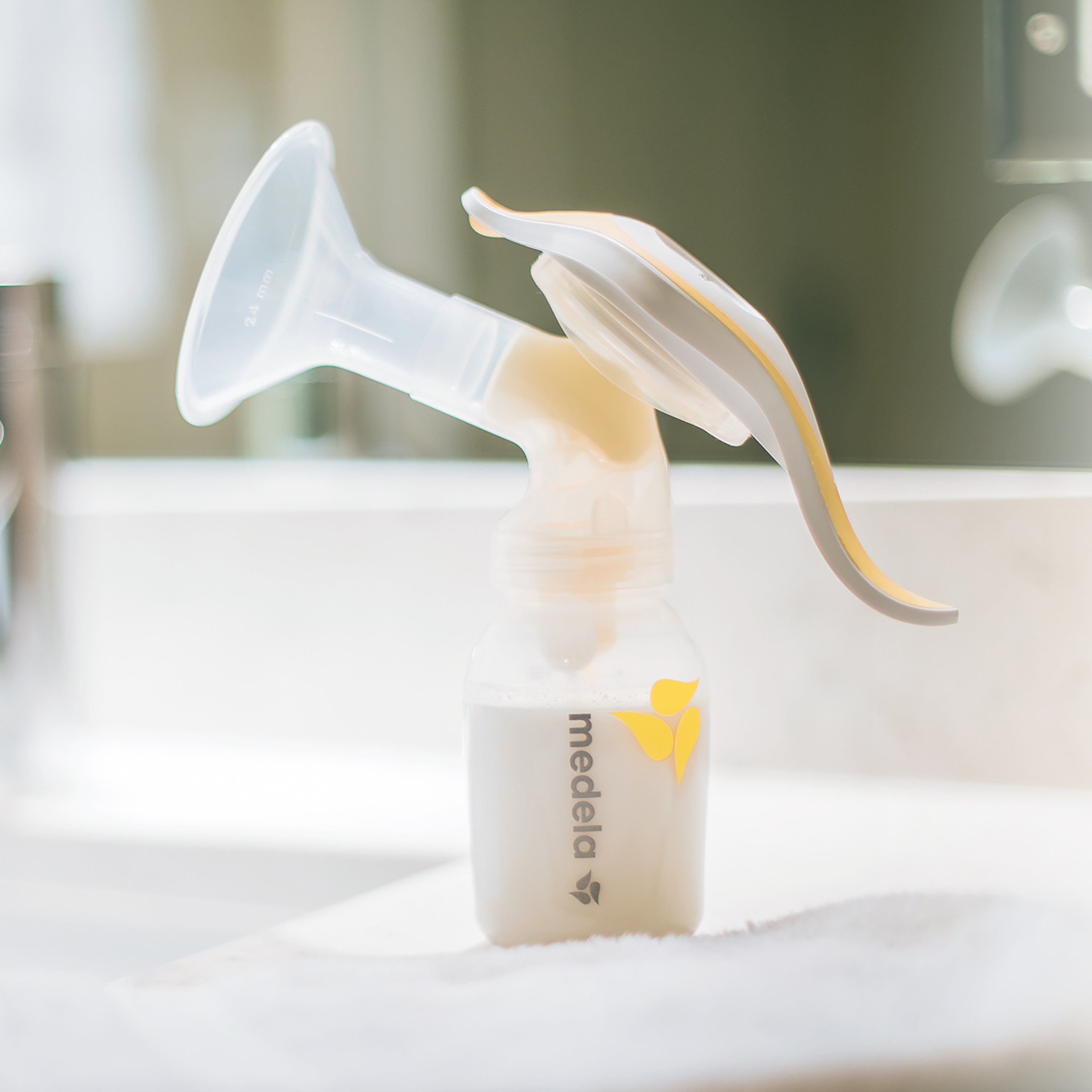 Extractor de Leche Manual - Medela Harmony Flex