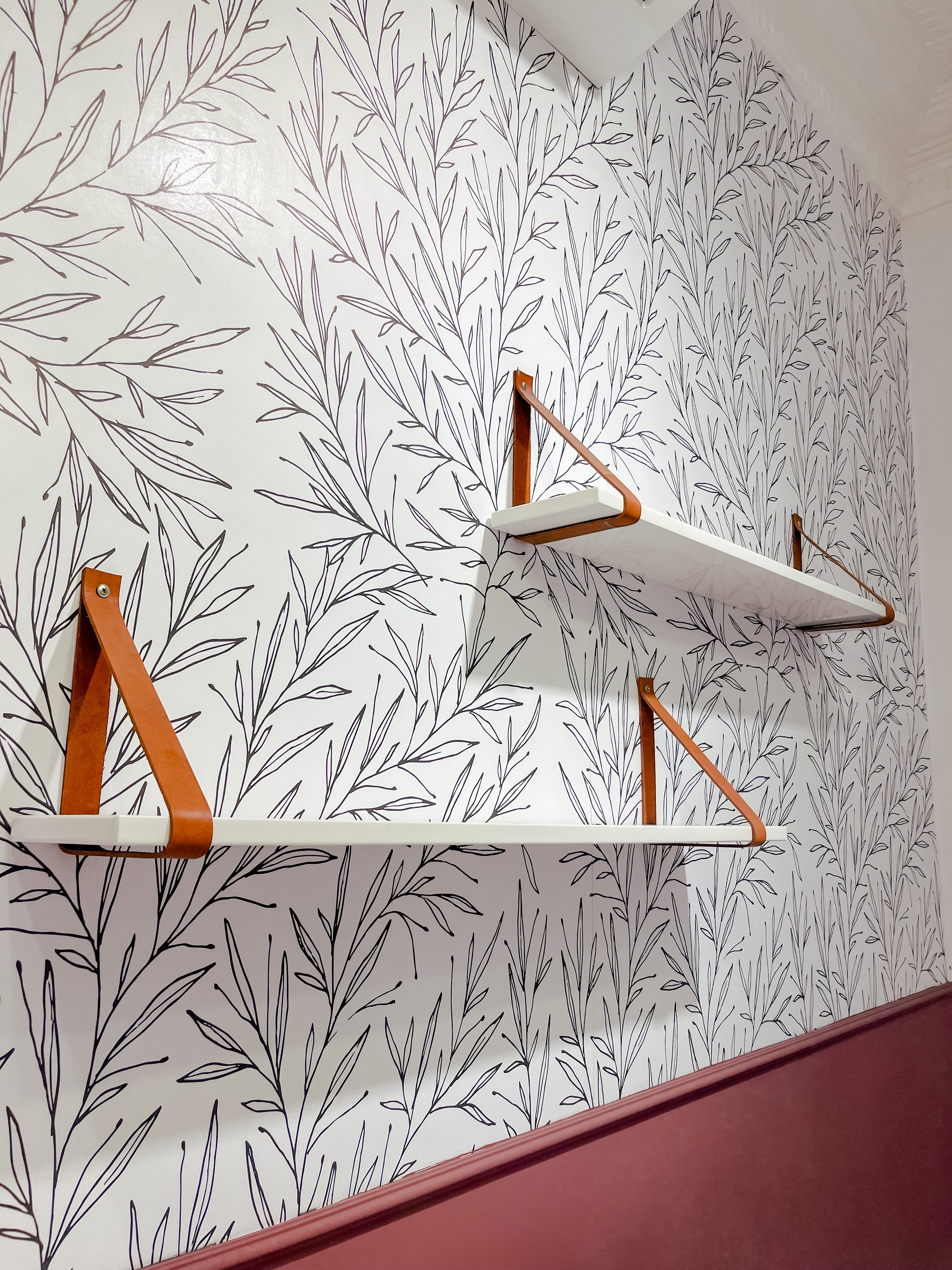 Repisa Blanca/Cuerina