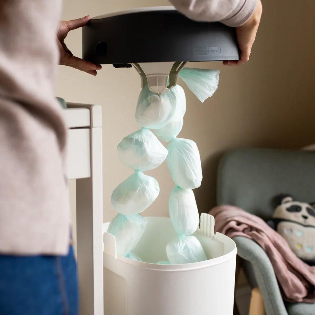 Sistema para desechar Pañales Twist & Click Blanco + 4 repuestos