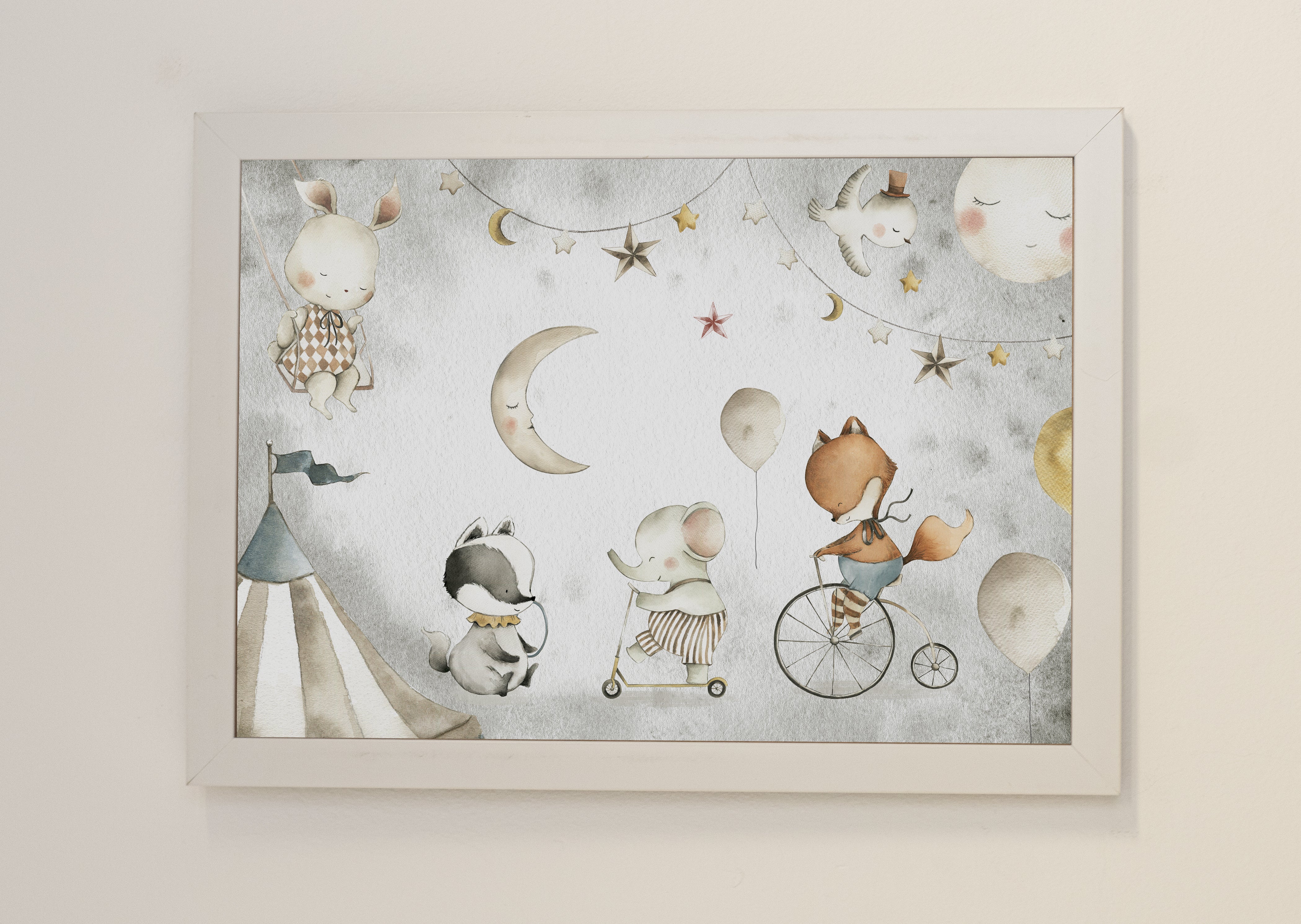 Cuadro Flora + Bear 1 - Marco Blanco